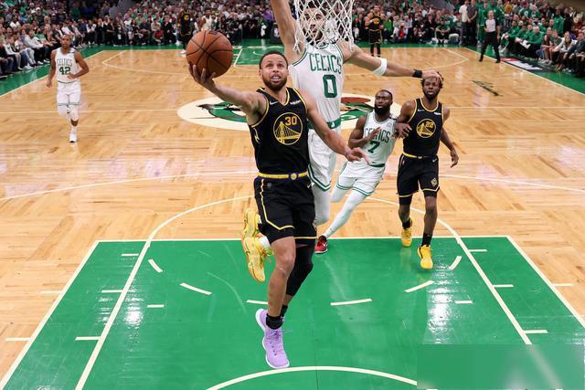 报名费199美元~76人下属球队开展公开选拔赛 通过将有机会进入NBA